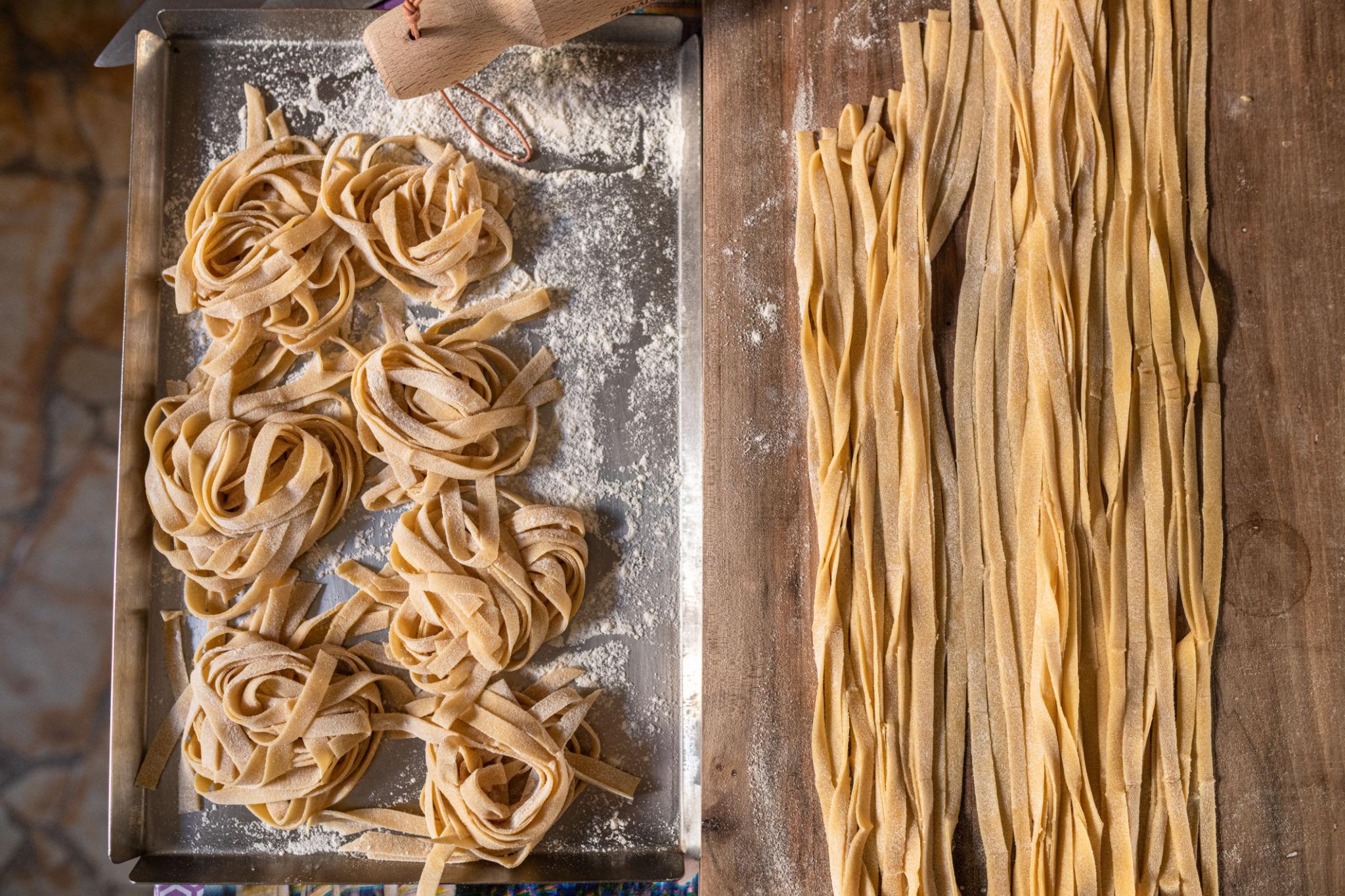 making fresh Fettuccine.jpg