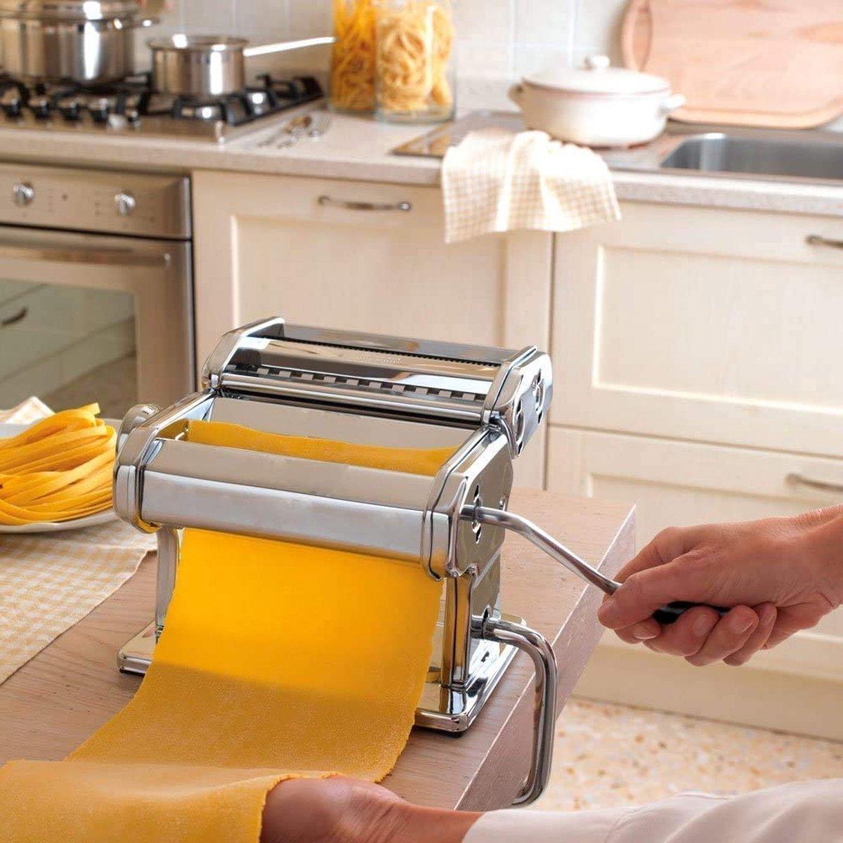 pasta machine.jpg